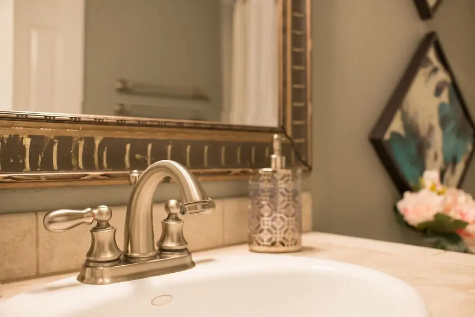 Happy Day Express Lovely 3 Bd Renton Retreat!