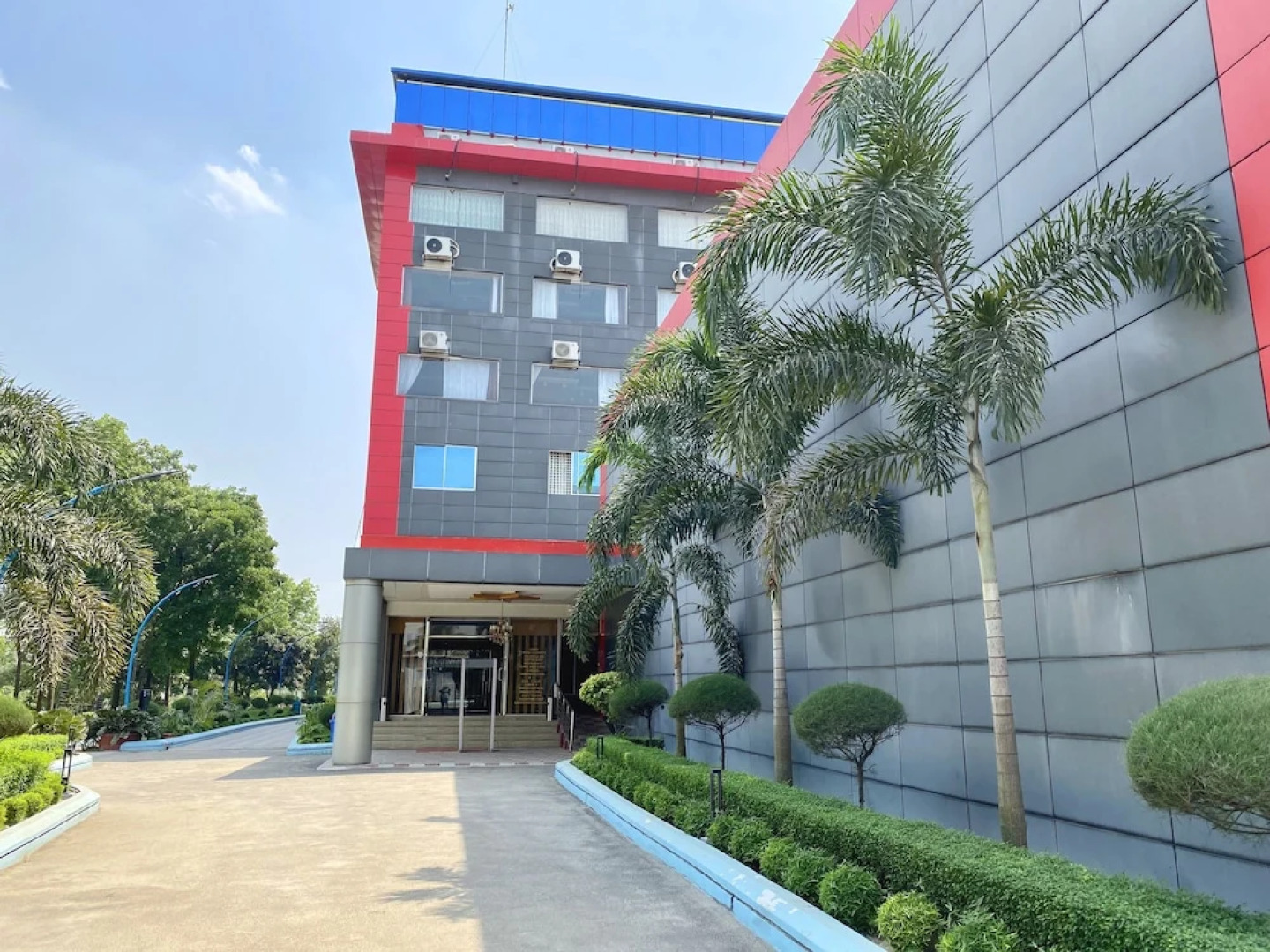 CCULB Resort & Convention Hall