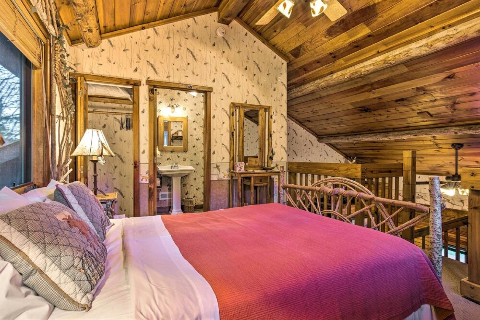 River Access + Mtn Views: Cullowhee Lodge!