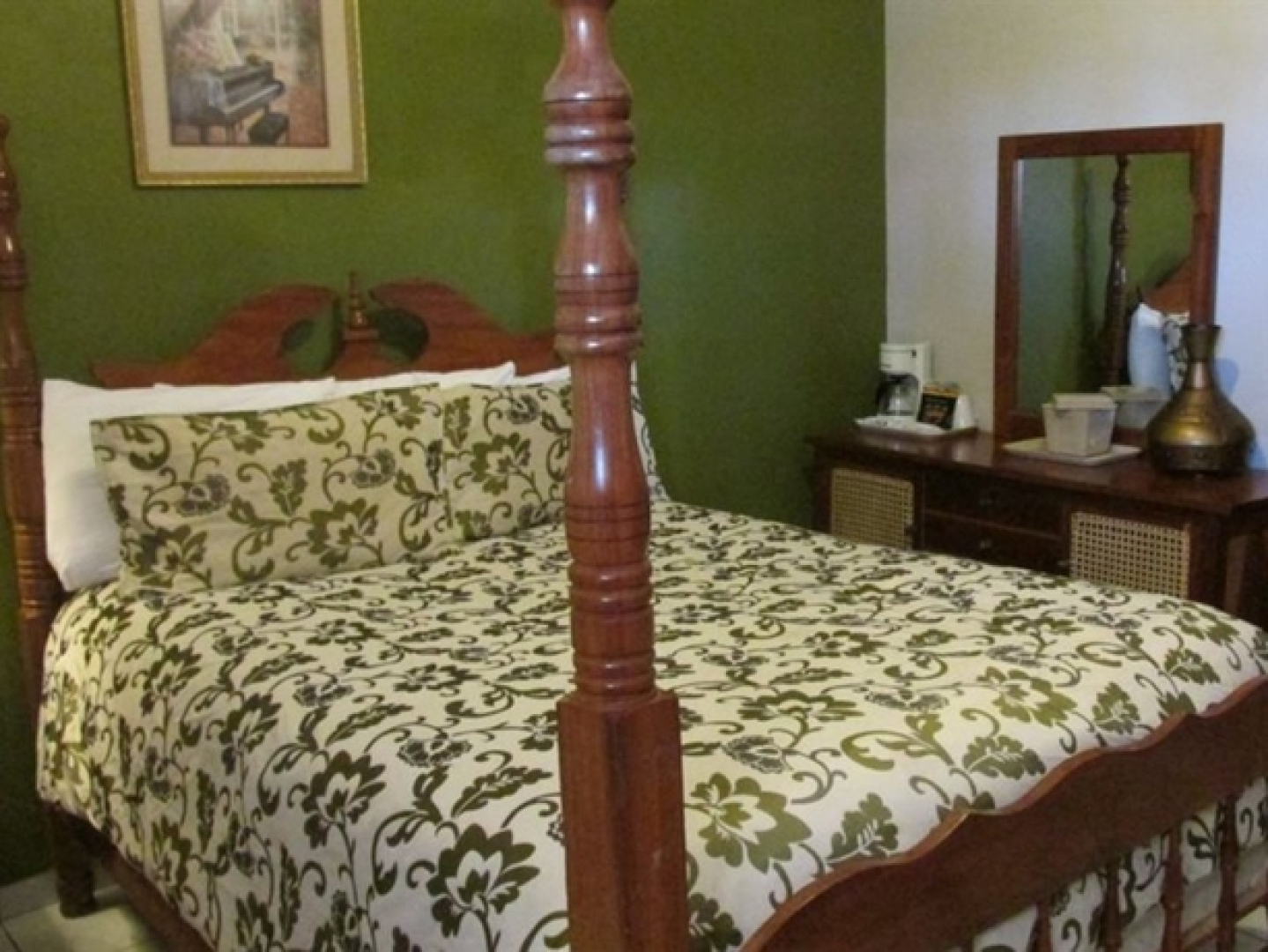 Grand Bahía Ocean View Hotel