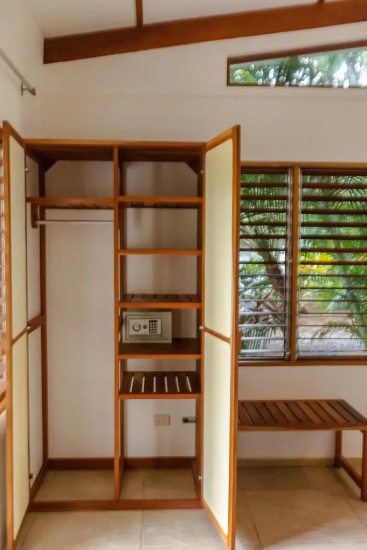 Salvatierra Beachfront Hotel