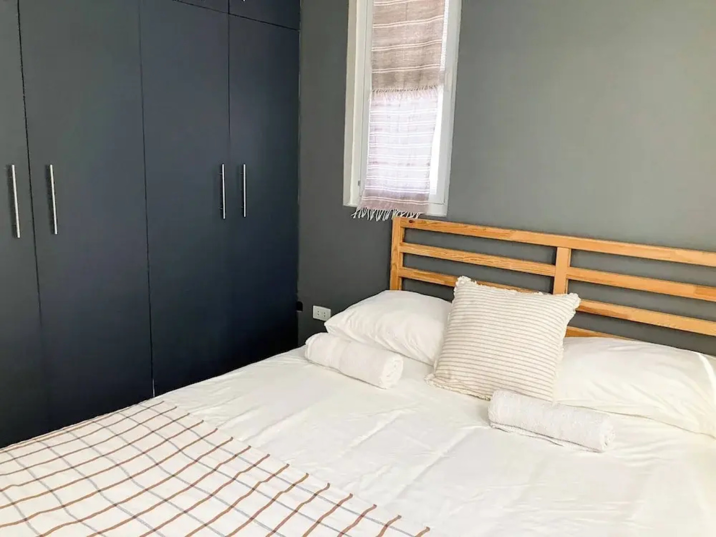 2BR Laid Back Apartment, Near Beach