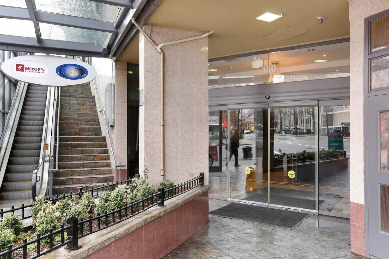 Sandman Hotel Vancouver Downtown