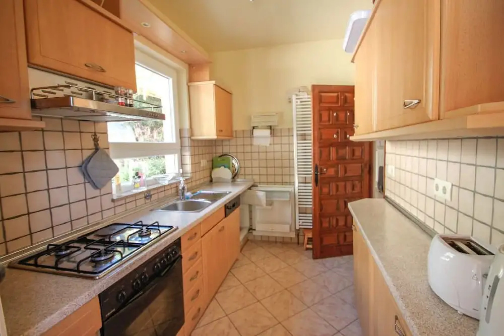 Sola - pretty holiday property with garden and private pool in Benissa