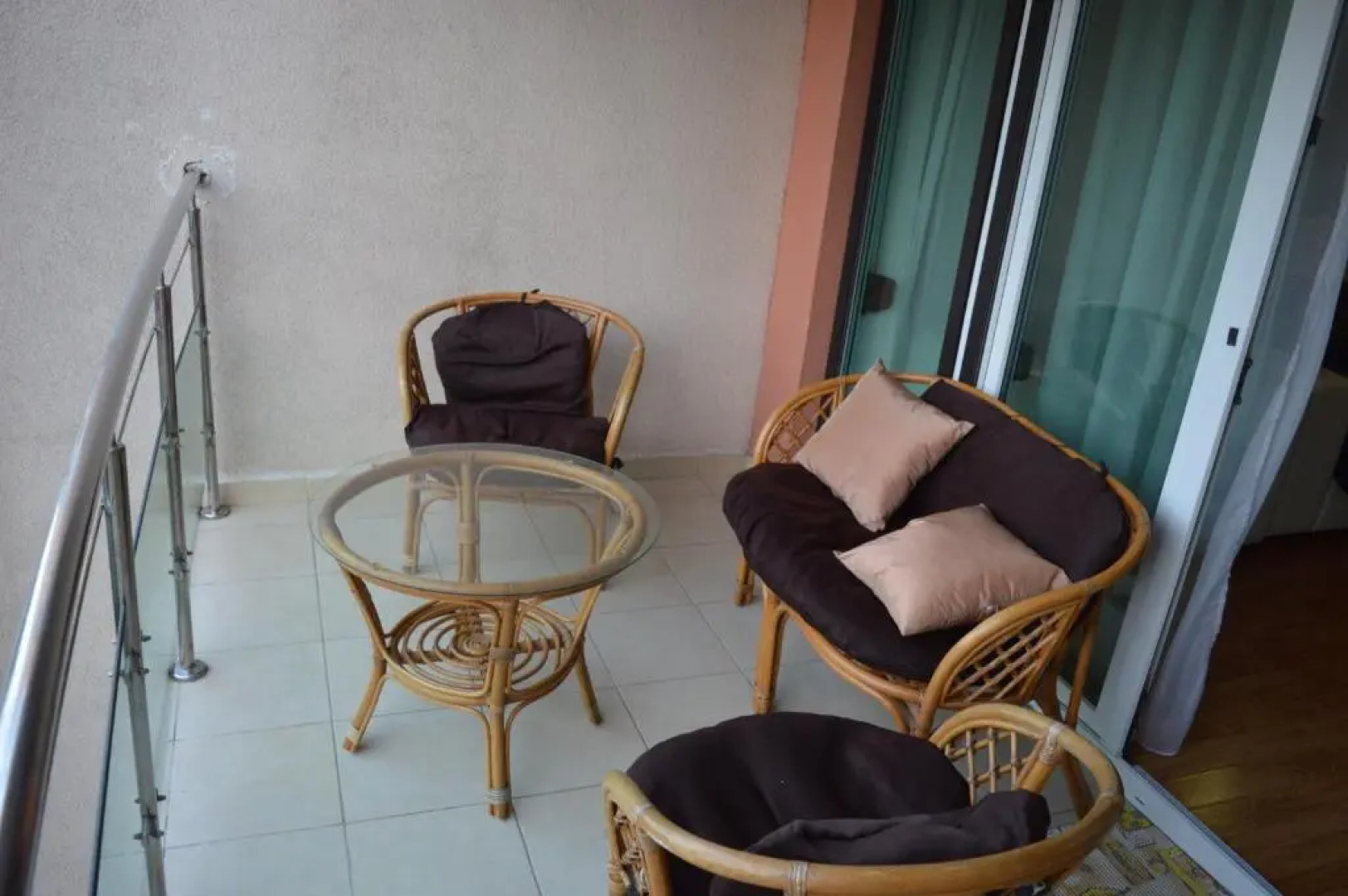 Apartament Piano Bar