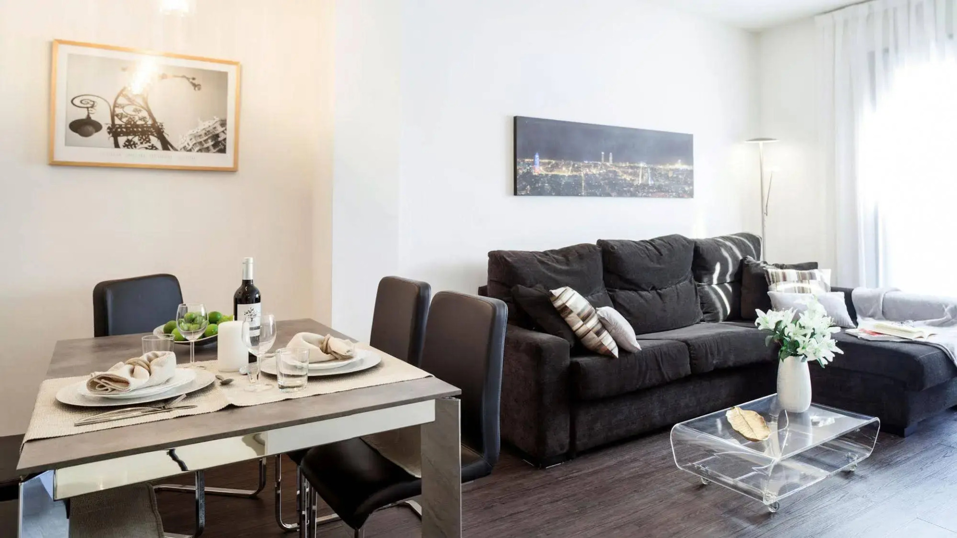 Aspasios Catedral Apartments