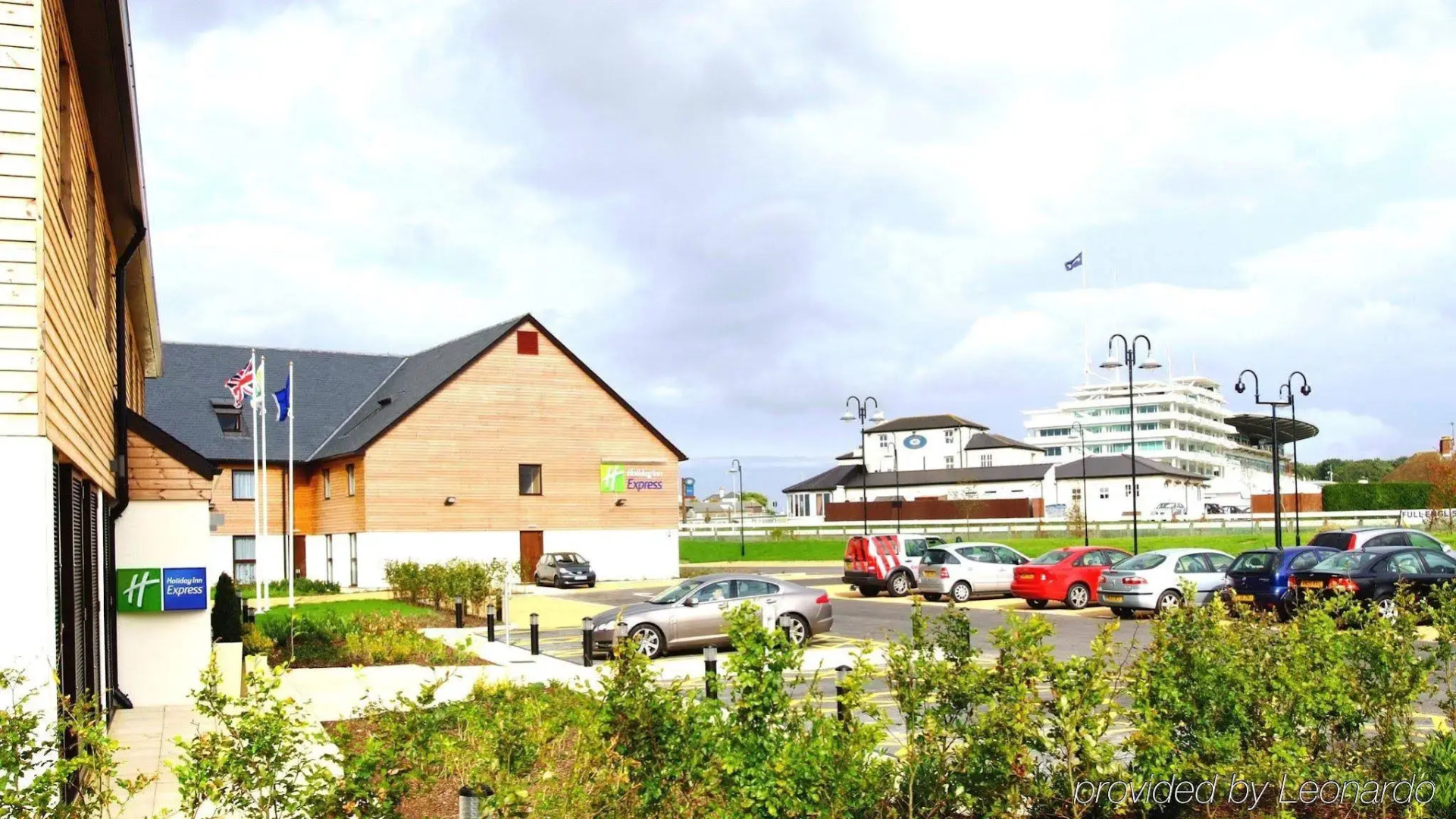 Holiday Inn Express London-Epsom Downs by IHG