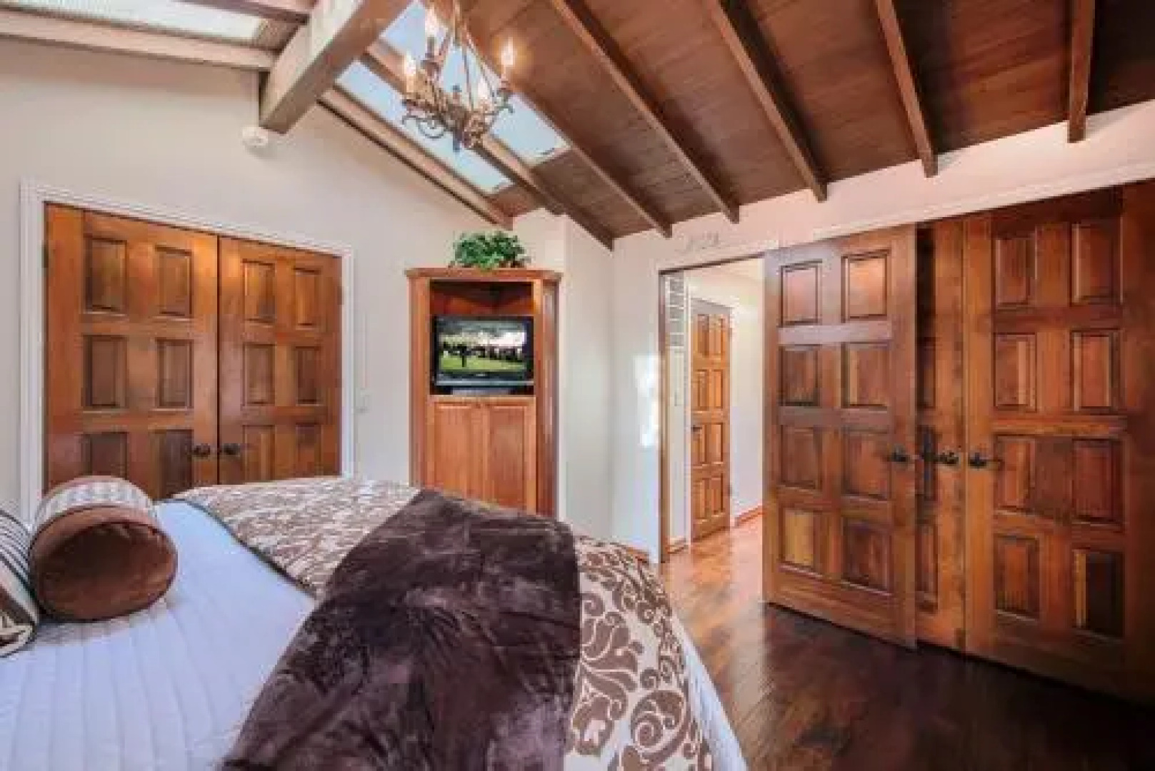 Whispering Waves - Two Bedroom Home - 3681