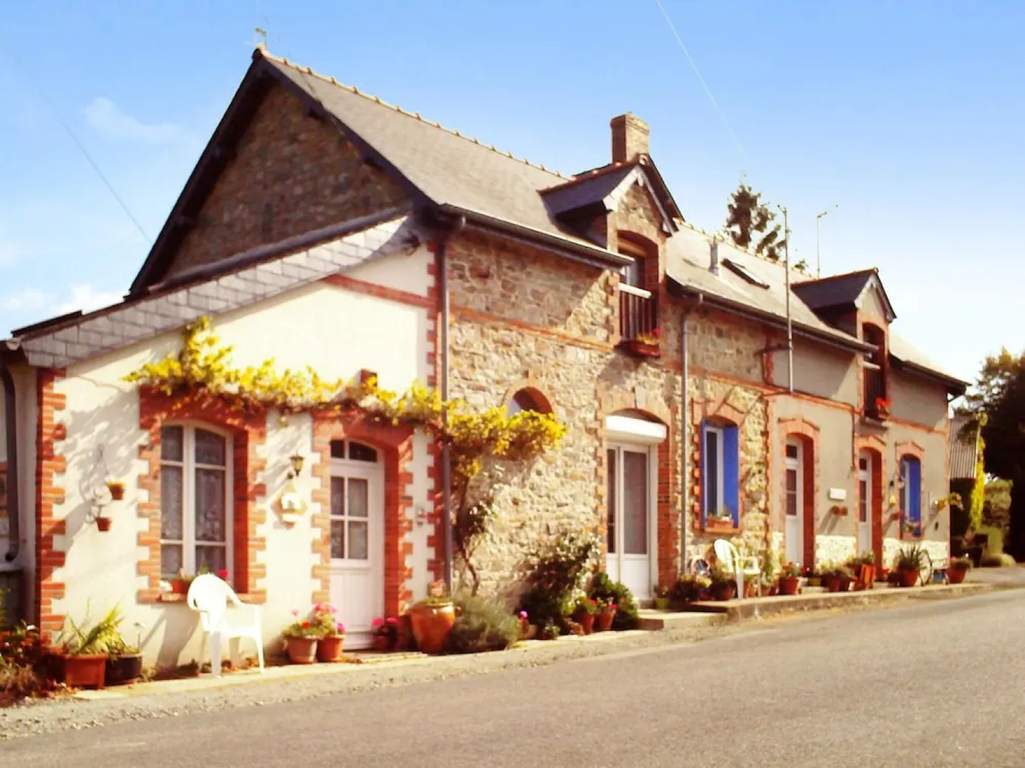 House With 2 Bedrooms in Erce en Lamee, With Enclosed Garden and Wifi