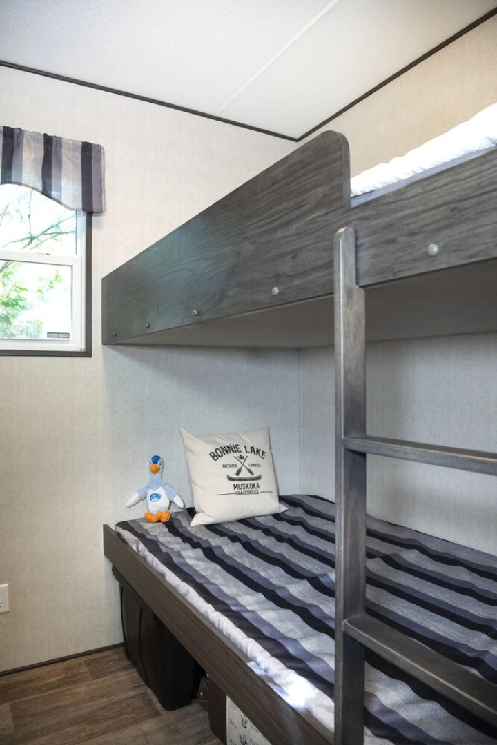 Great Blue Resort Bonnie Lake Resort