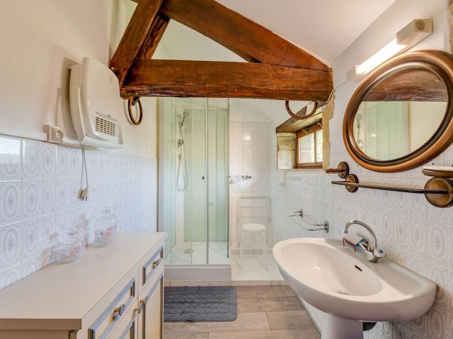 Luring Holiday Home in Incorrect With Garden