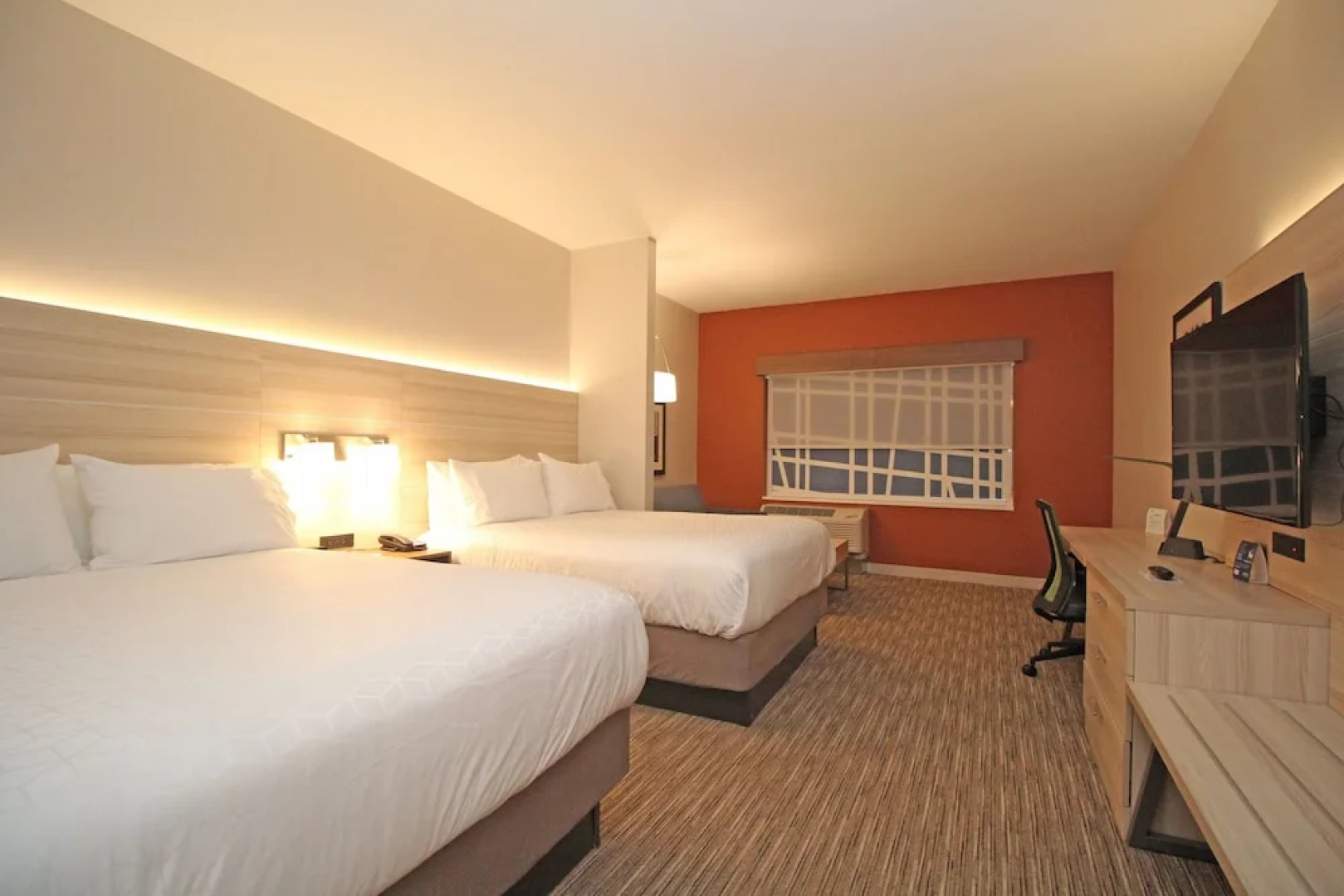 Holiday Inn Express & Suites Ocala by IHG