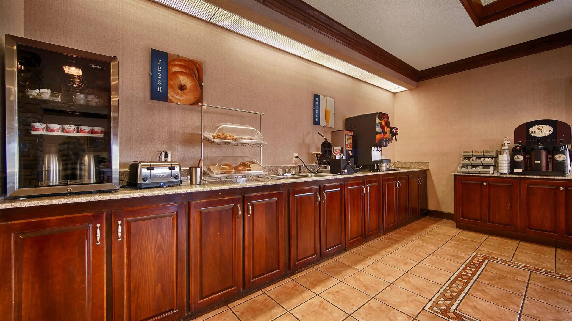Best Western Inn & Suites