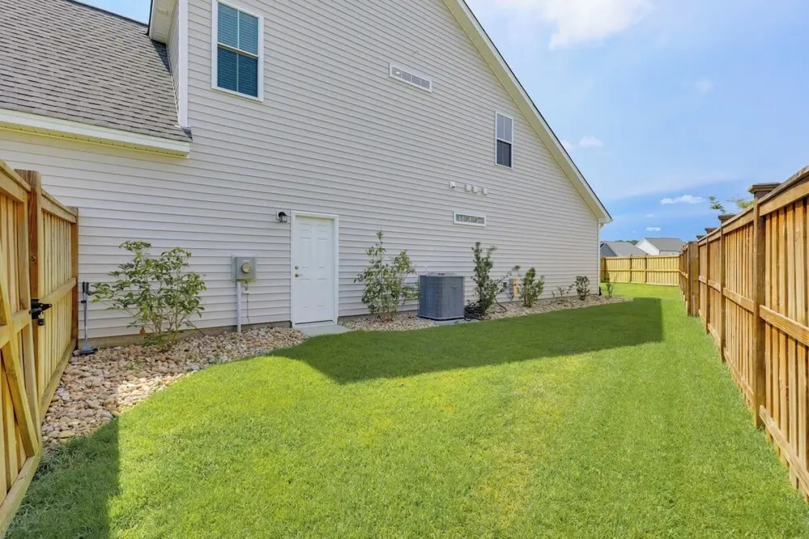 Spacious Home w/ Screened Patio in Wilmington!