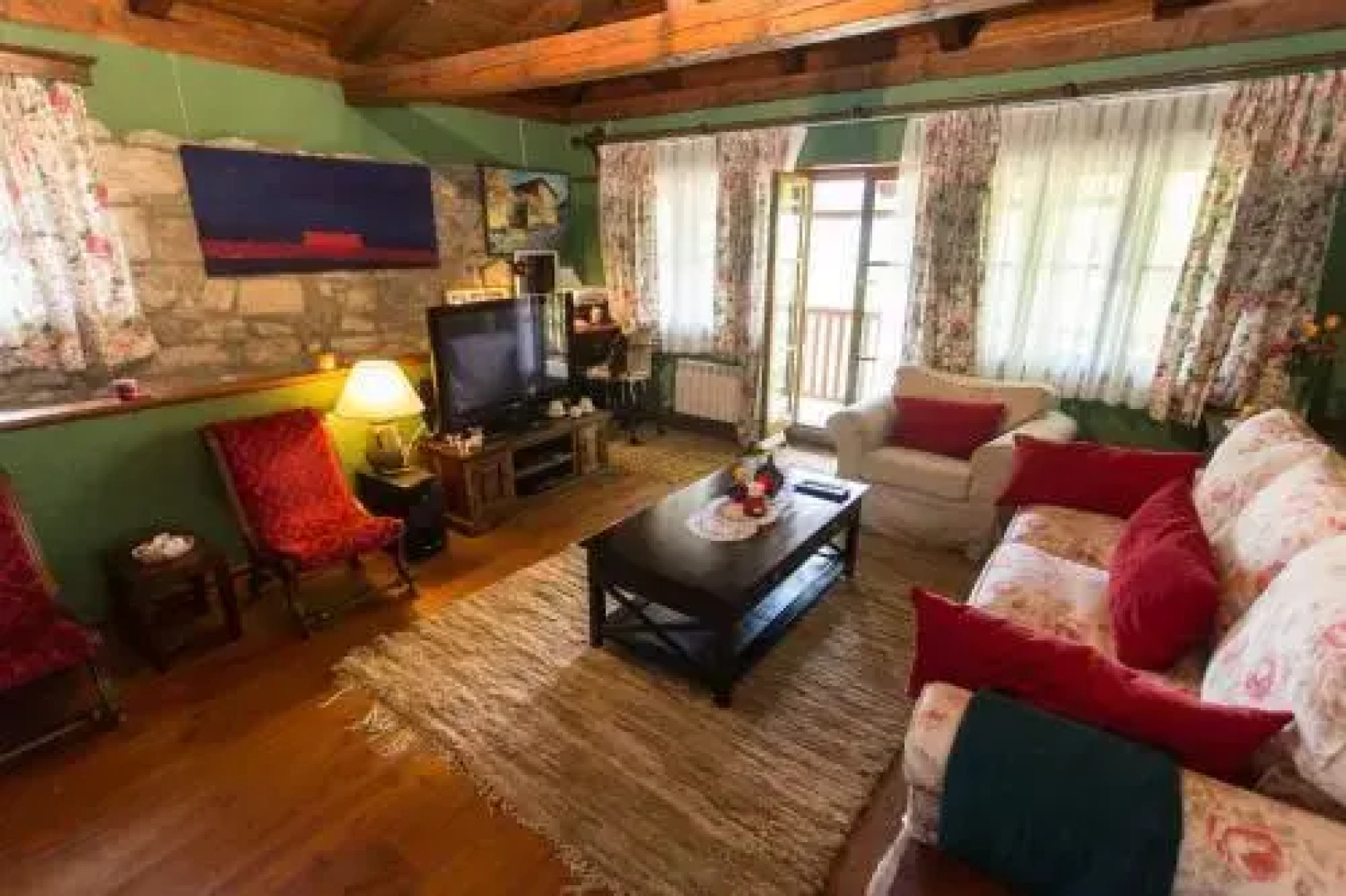 Rozina Vacation House