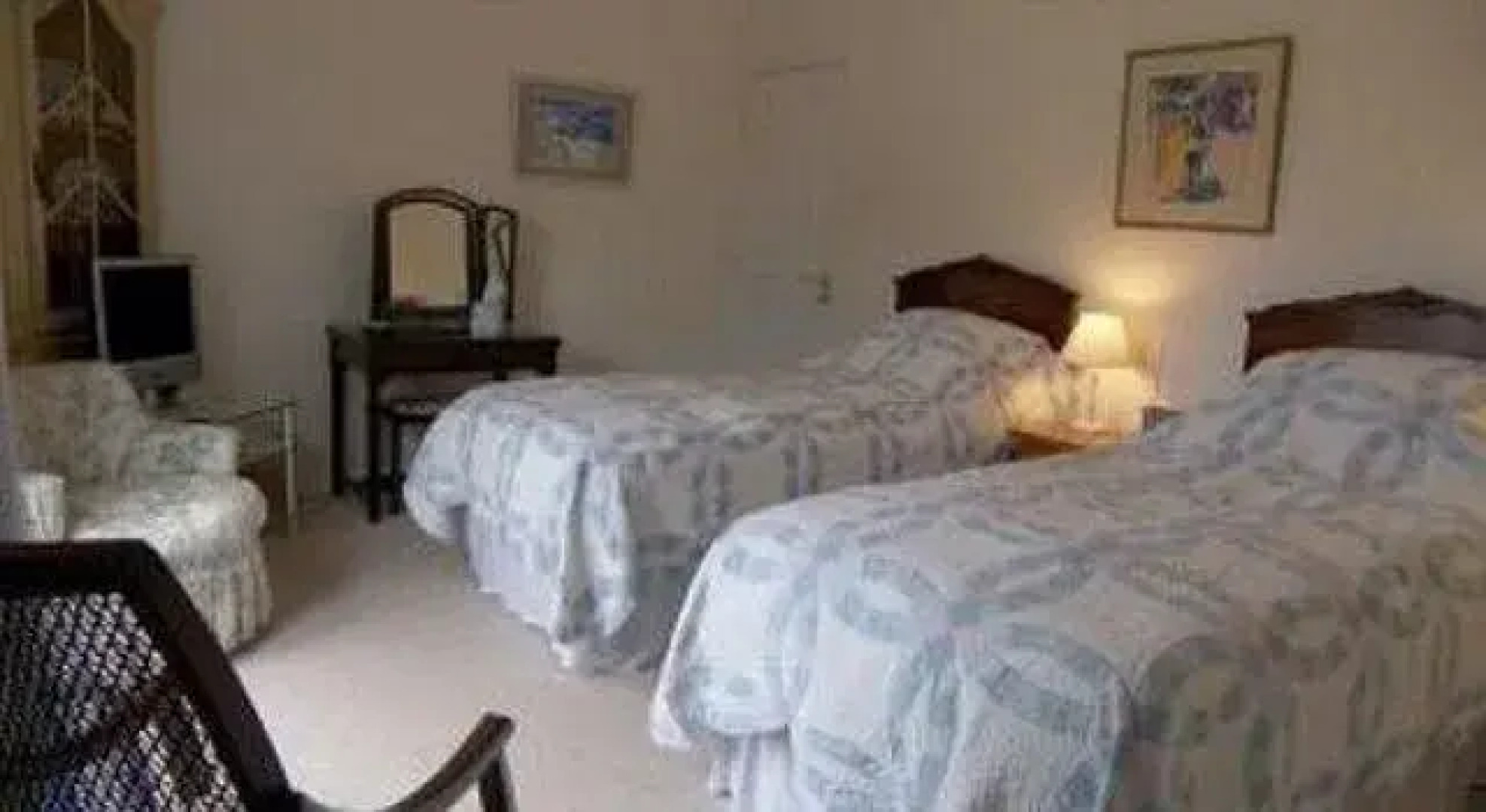 Blandings - Guest House