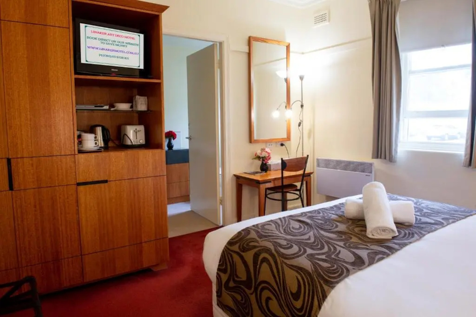 Linaker Art Deco Motel