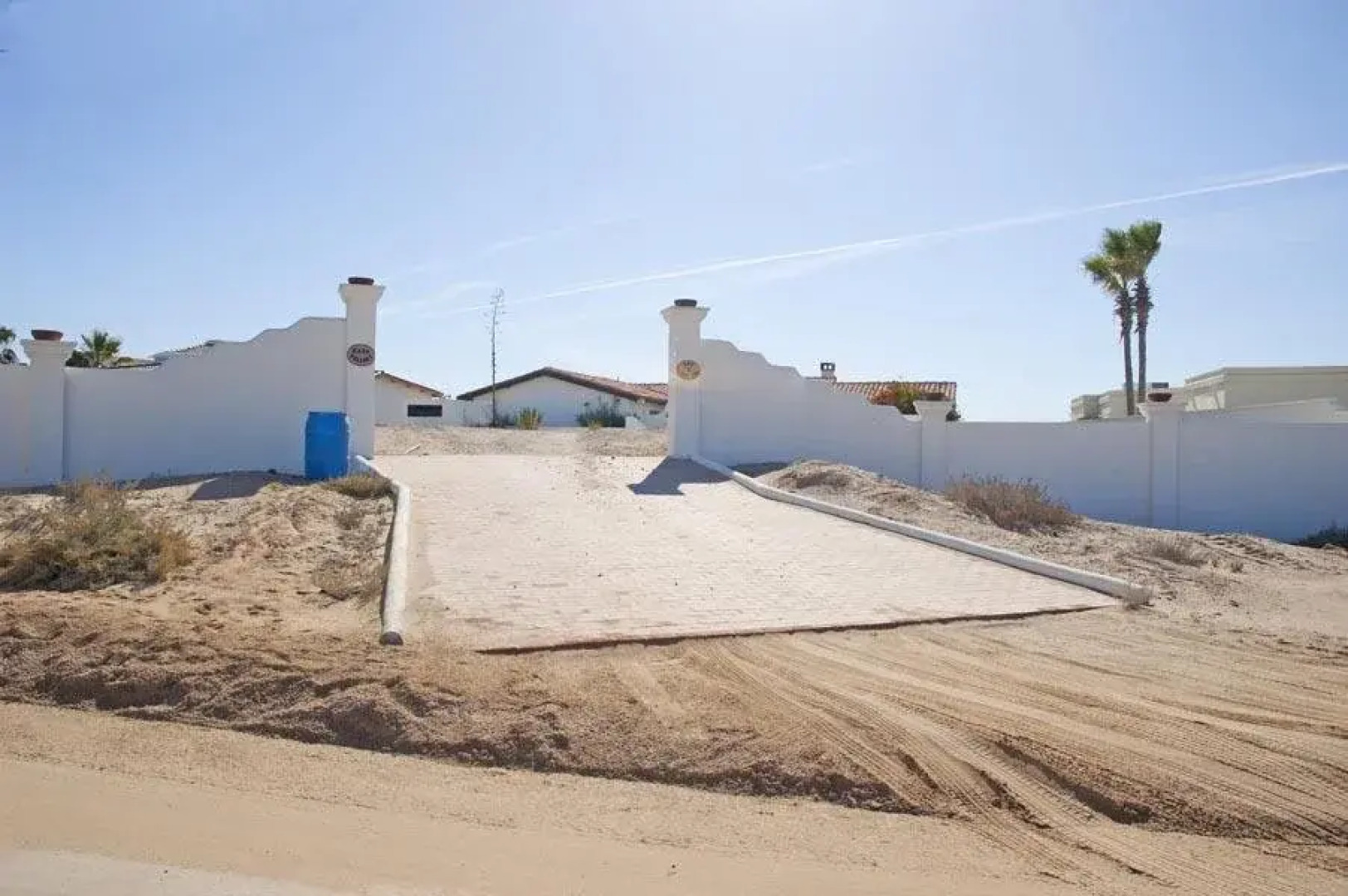 Casa Zillori by RedAwning