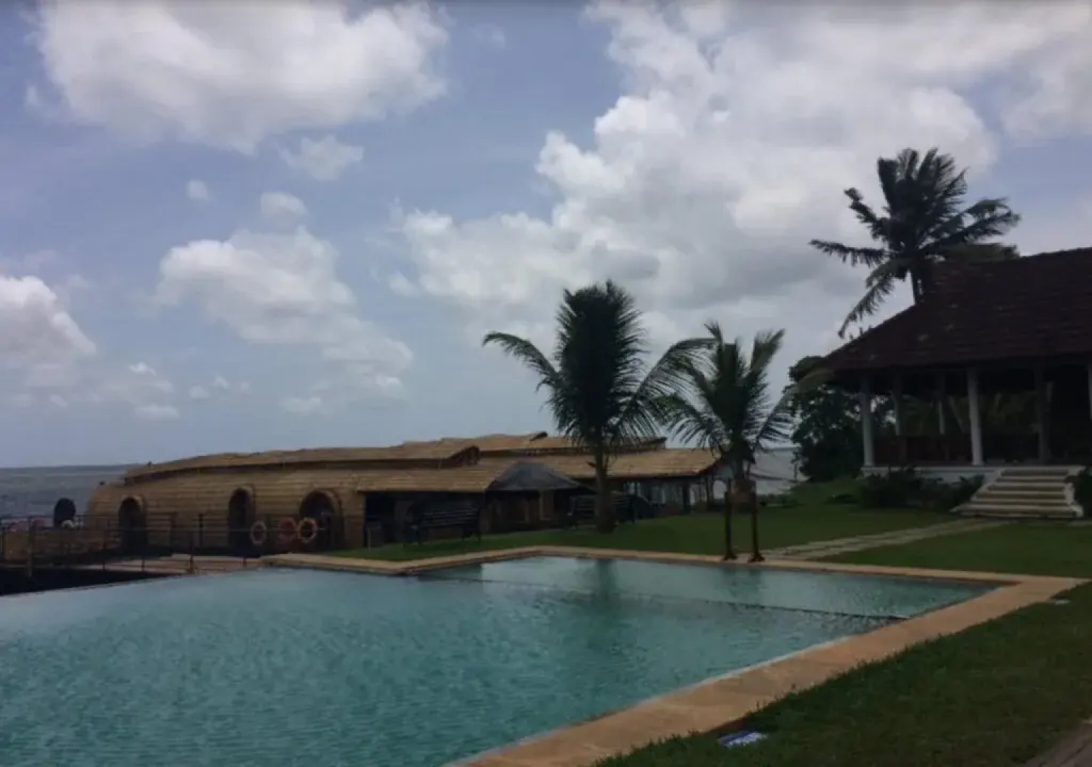 Lake Palace Family Resort