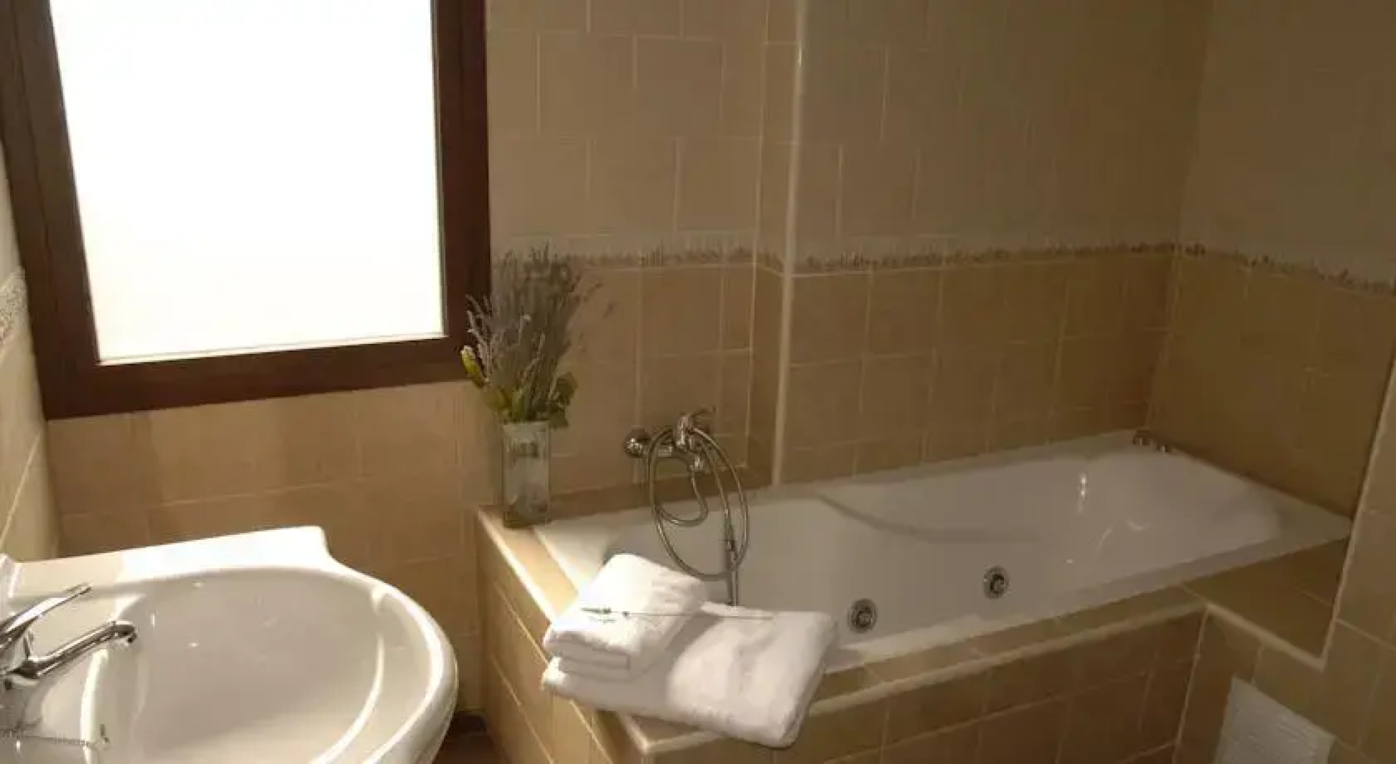 Complejo Puerta del Valle