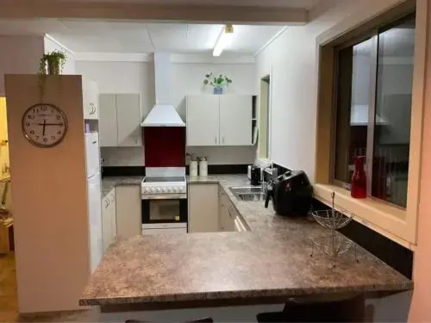 Bungalow on Centre