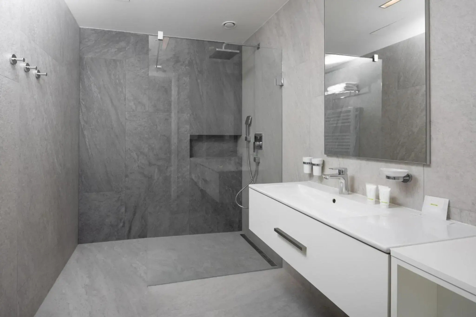 St. Joseph ROYAL REGENT