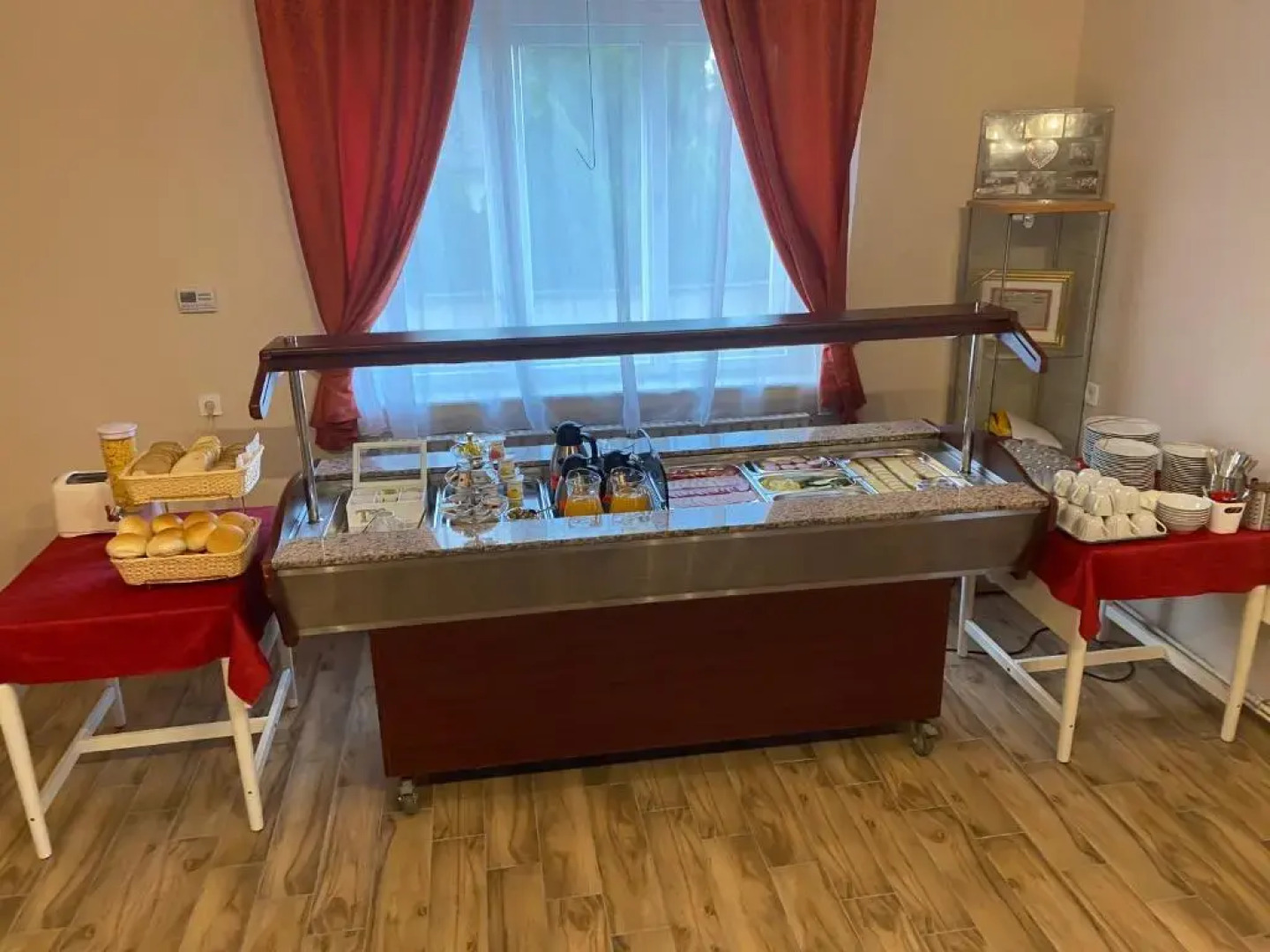 Kamarás Klastrom House