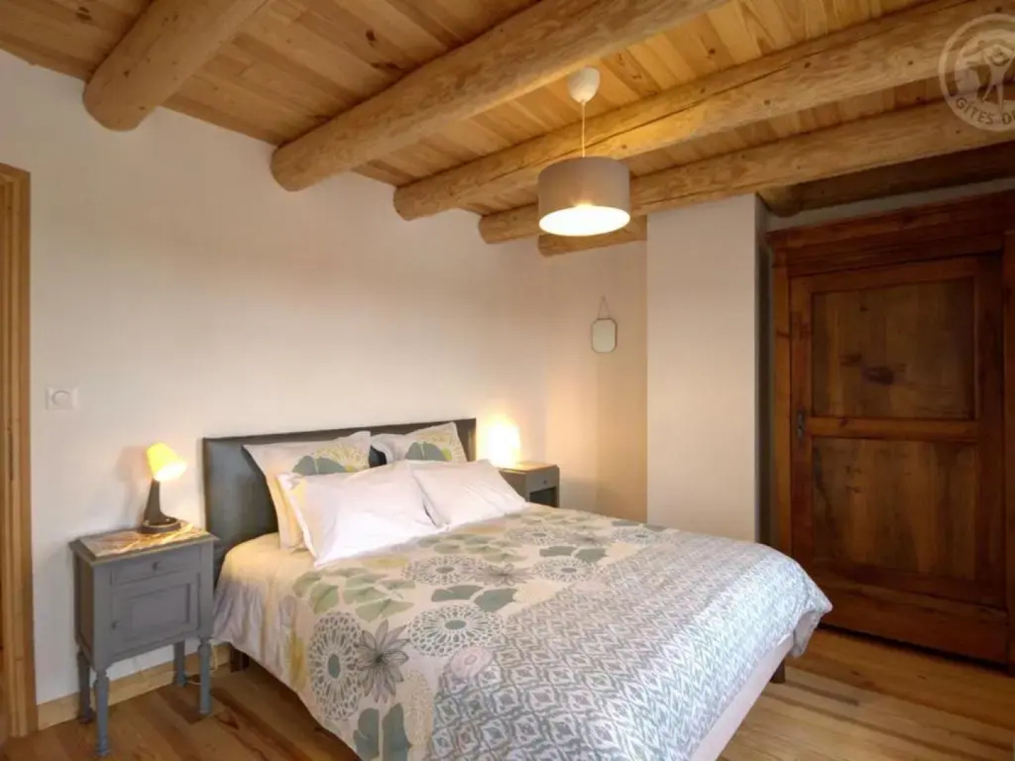 Gîte Saint-Hilaire-Cusson-la-Valmitte, 4 pièces, 6 personnes - FR-1-496-206