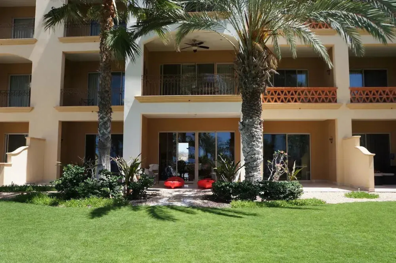 Paraiso Del Mar Resort PDM B203 1 Bedroom Condo by Seaside La Paz