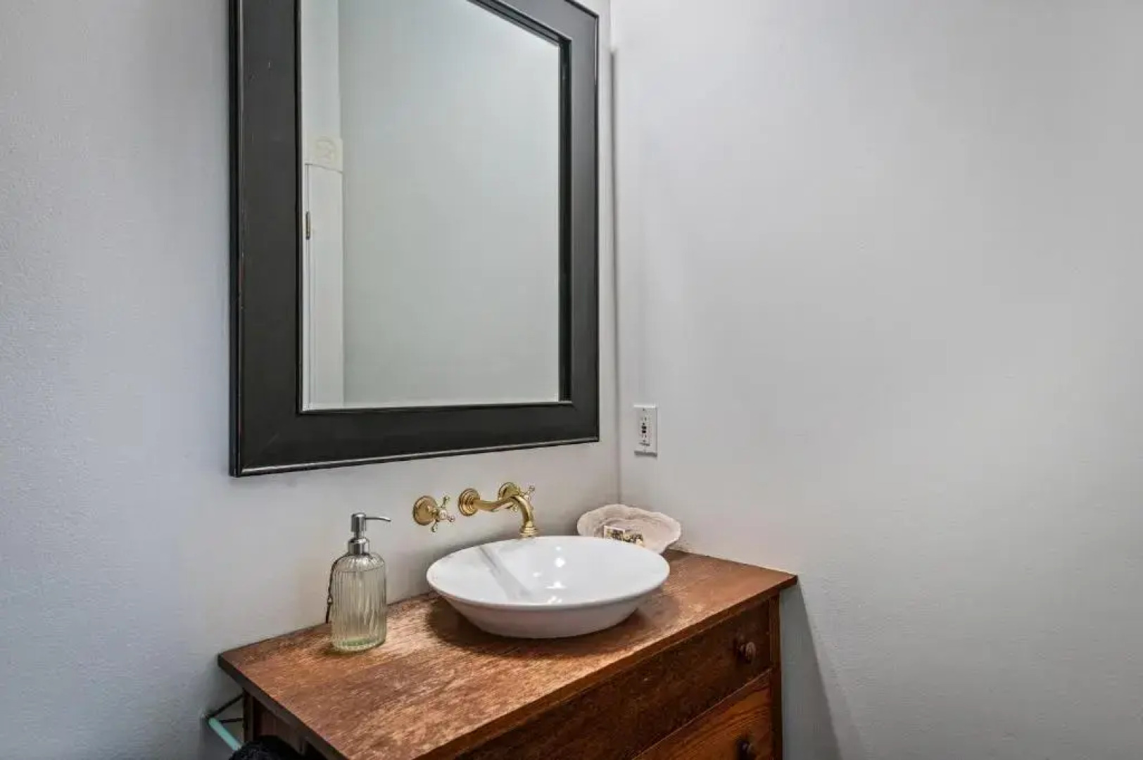 Luxury Lake Marble Falls House with Swimming Pool Hot Tub and private boat slip