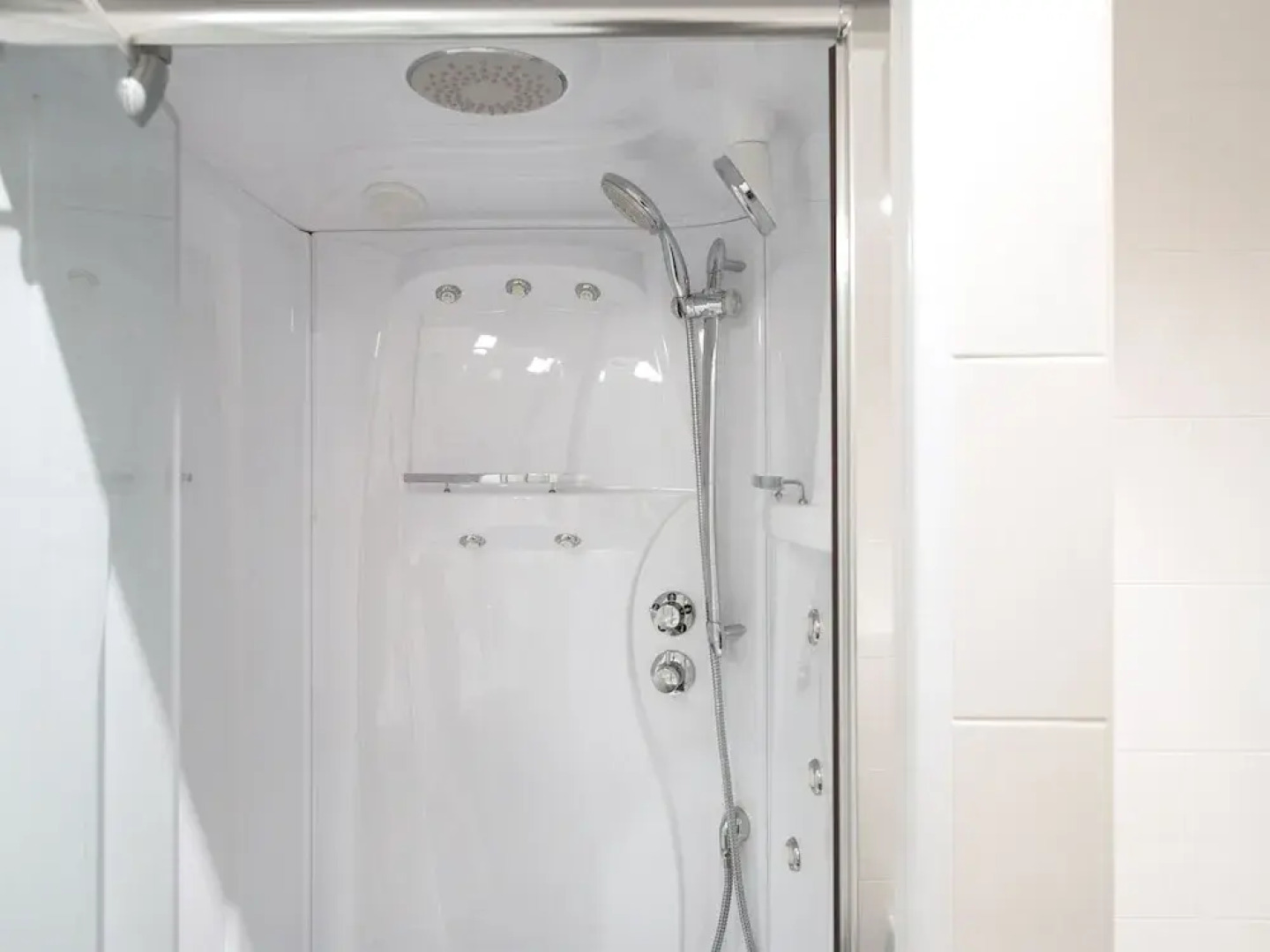 Appealing Apartment in Den Haag With Balcony