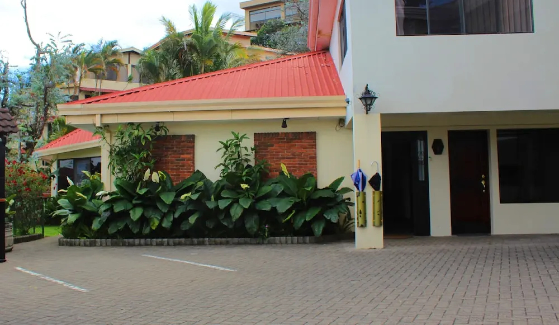 Casa Reflejos City View