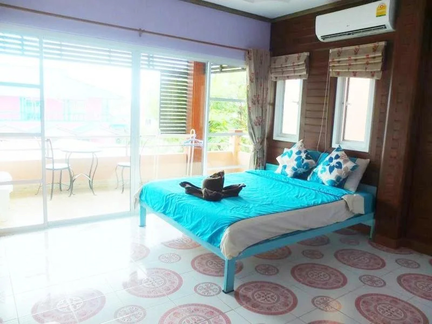 Baan Tonpai Koh Larn