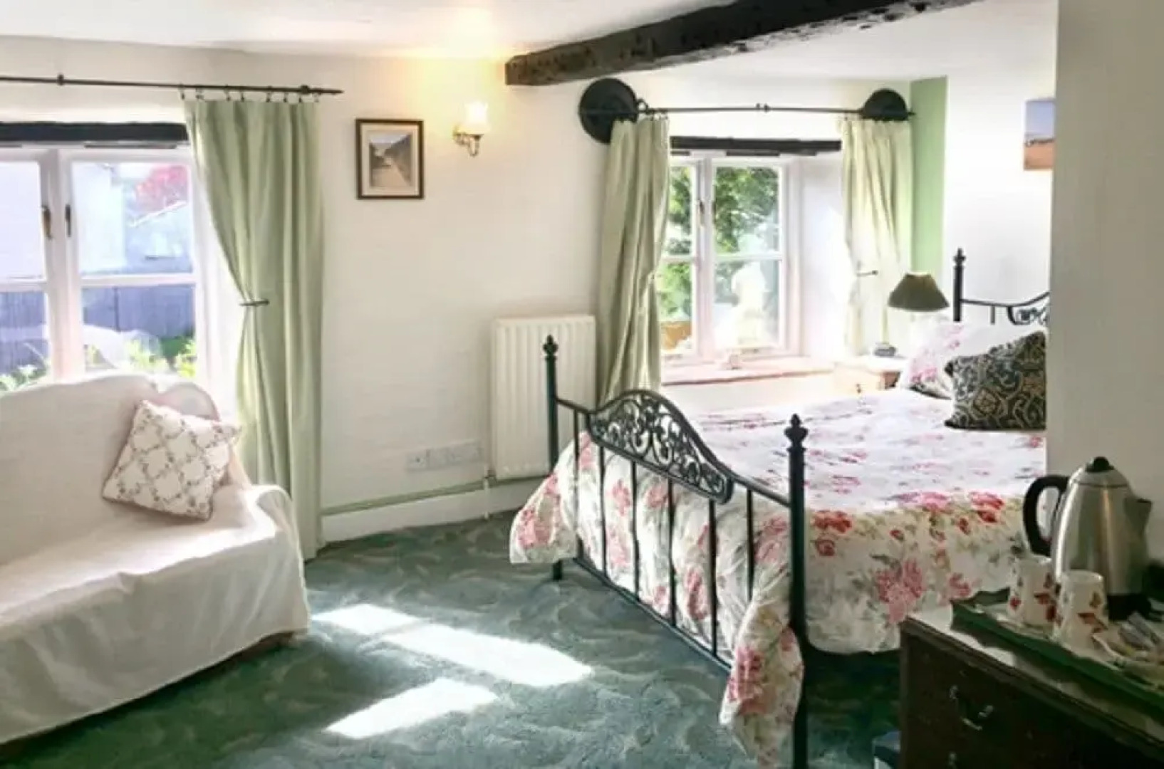 Yew Tree House - B&B