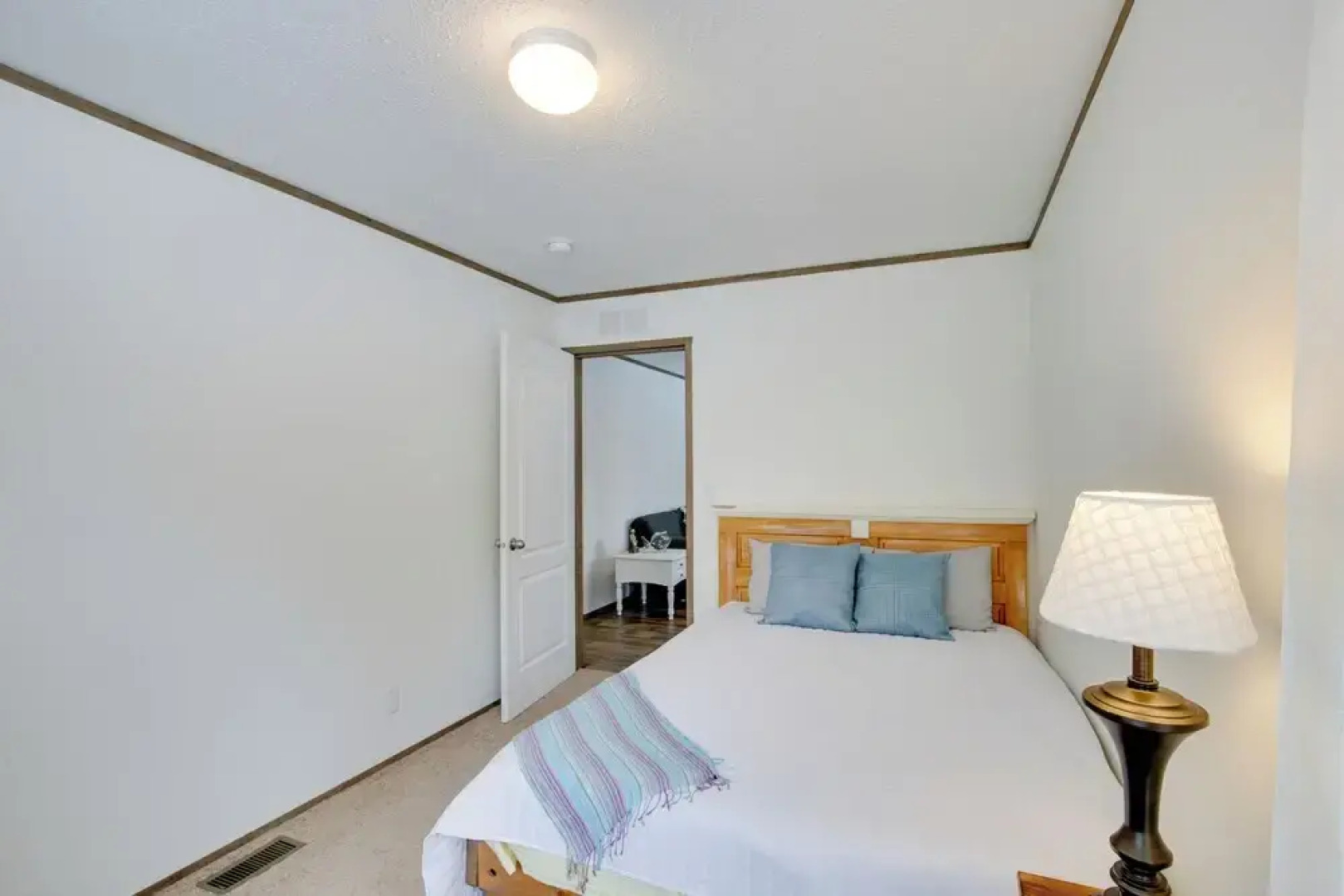 Stylish Chetek Hideaway w/ Lake + Dock Access!