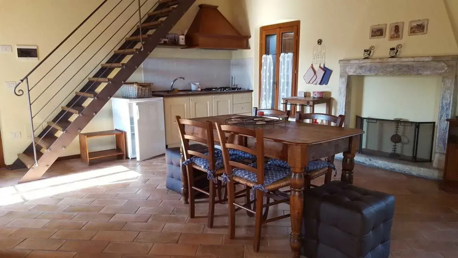 Le Quattro Stagioni B&B and Apartament