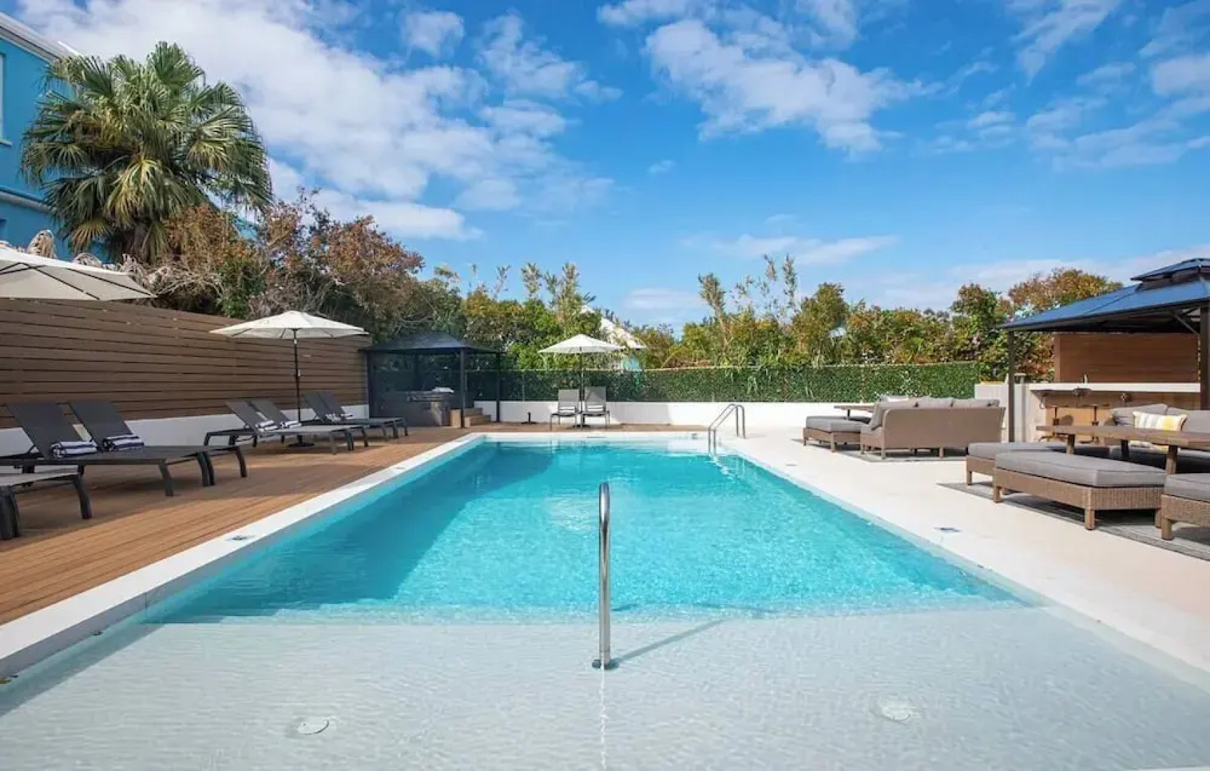 Hillcrest Boutique Hotel