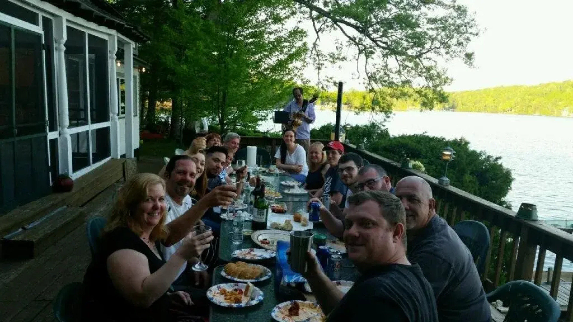 Glenmoore Lakeside Lodge