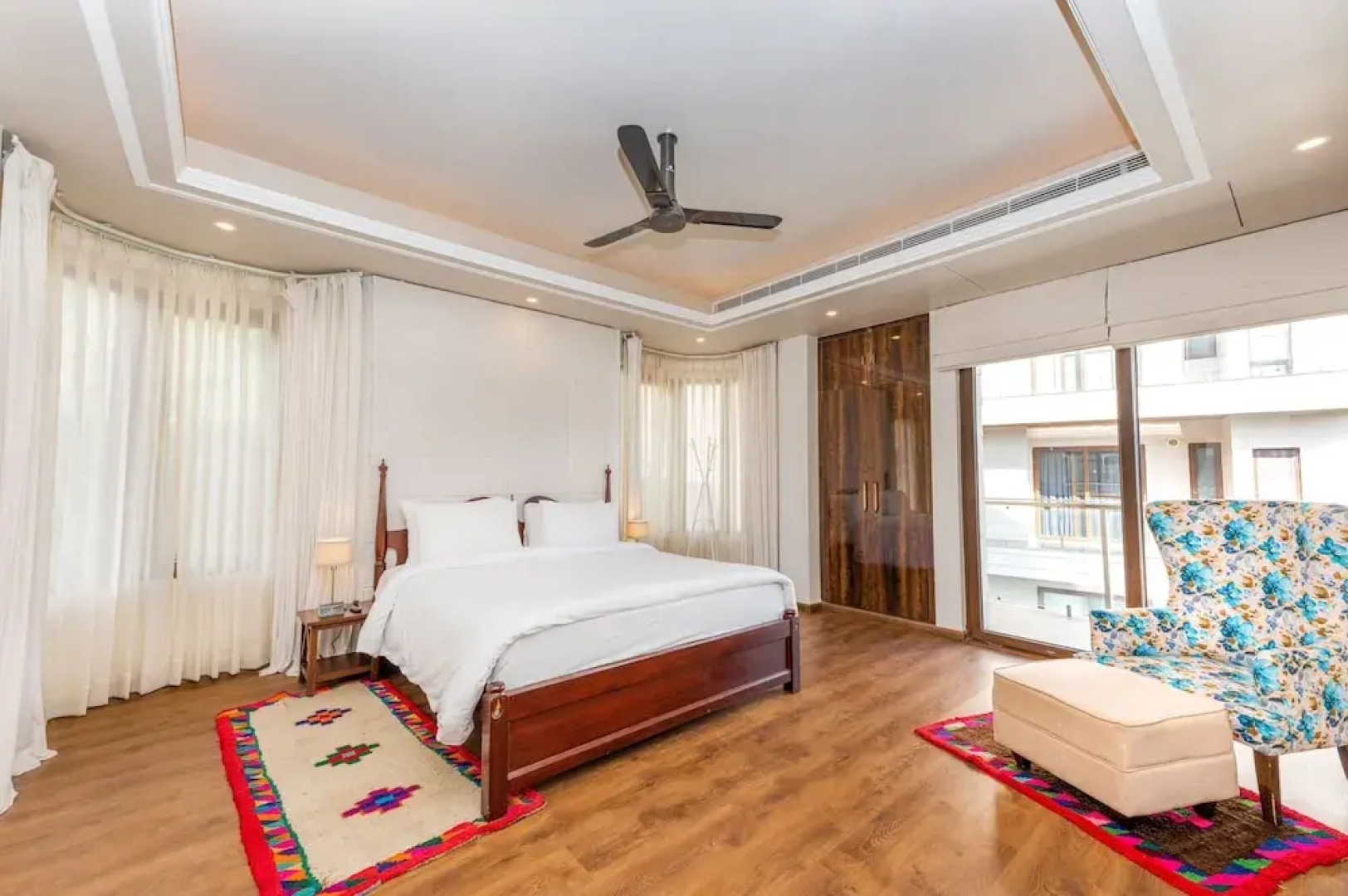 The Manor - Best Service Apartments