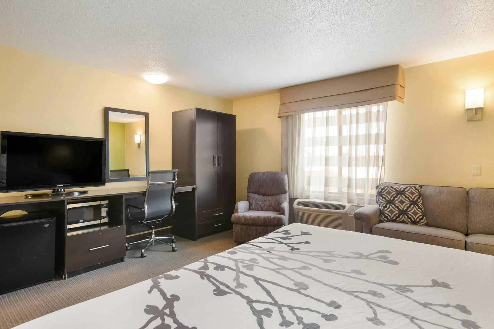 Sleep Inn & Suites Grand Rapids Southeast - Kentwood
