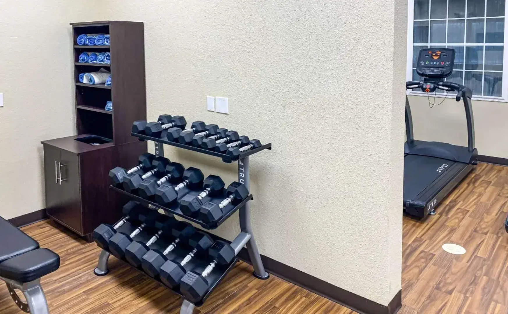 Comfort Suites Clarksville near Governors Square Mall