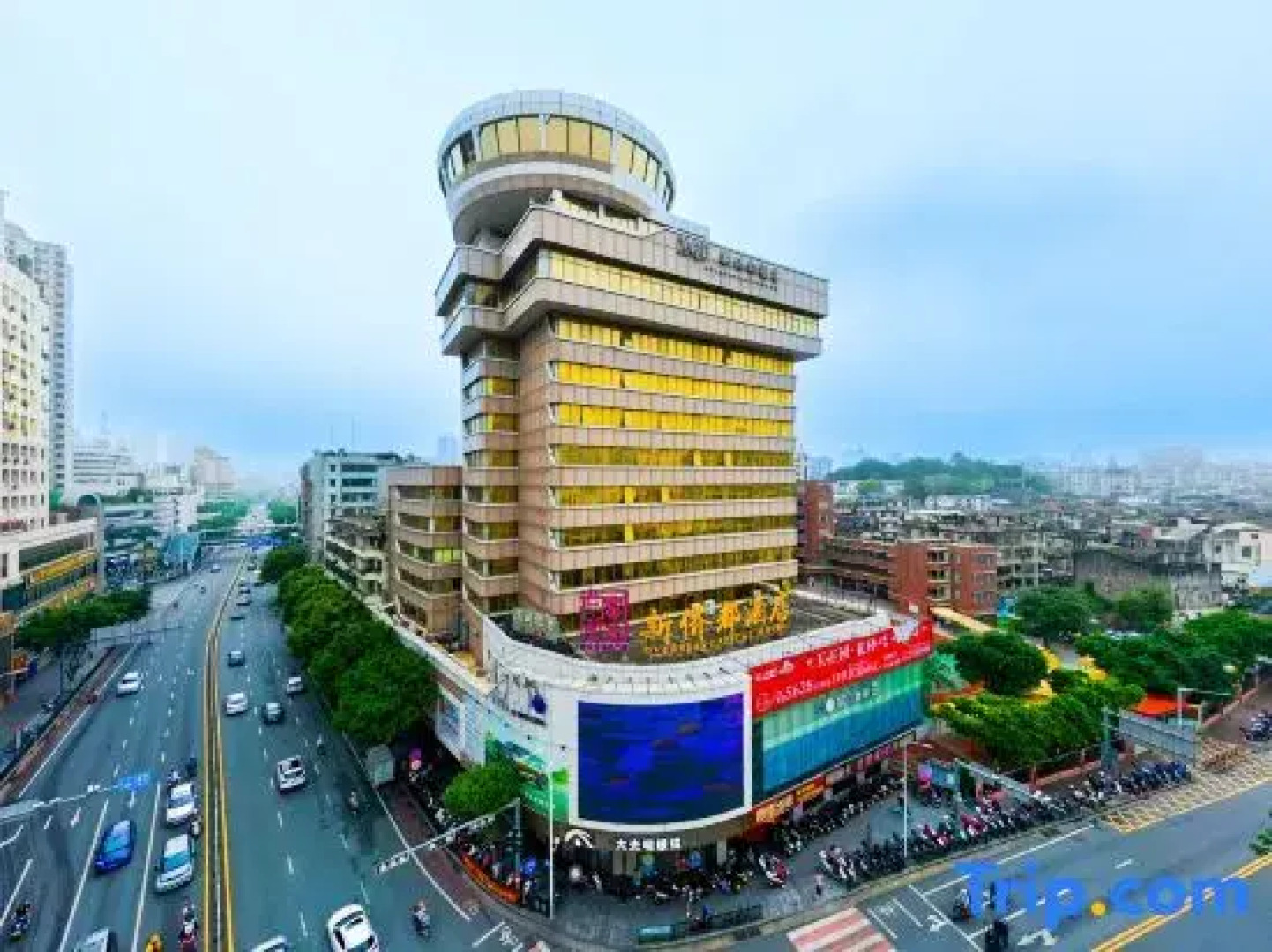 Overseas Capital Hotel (Jiangmen Diwang Square)