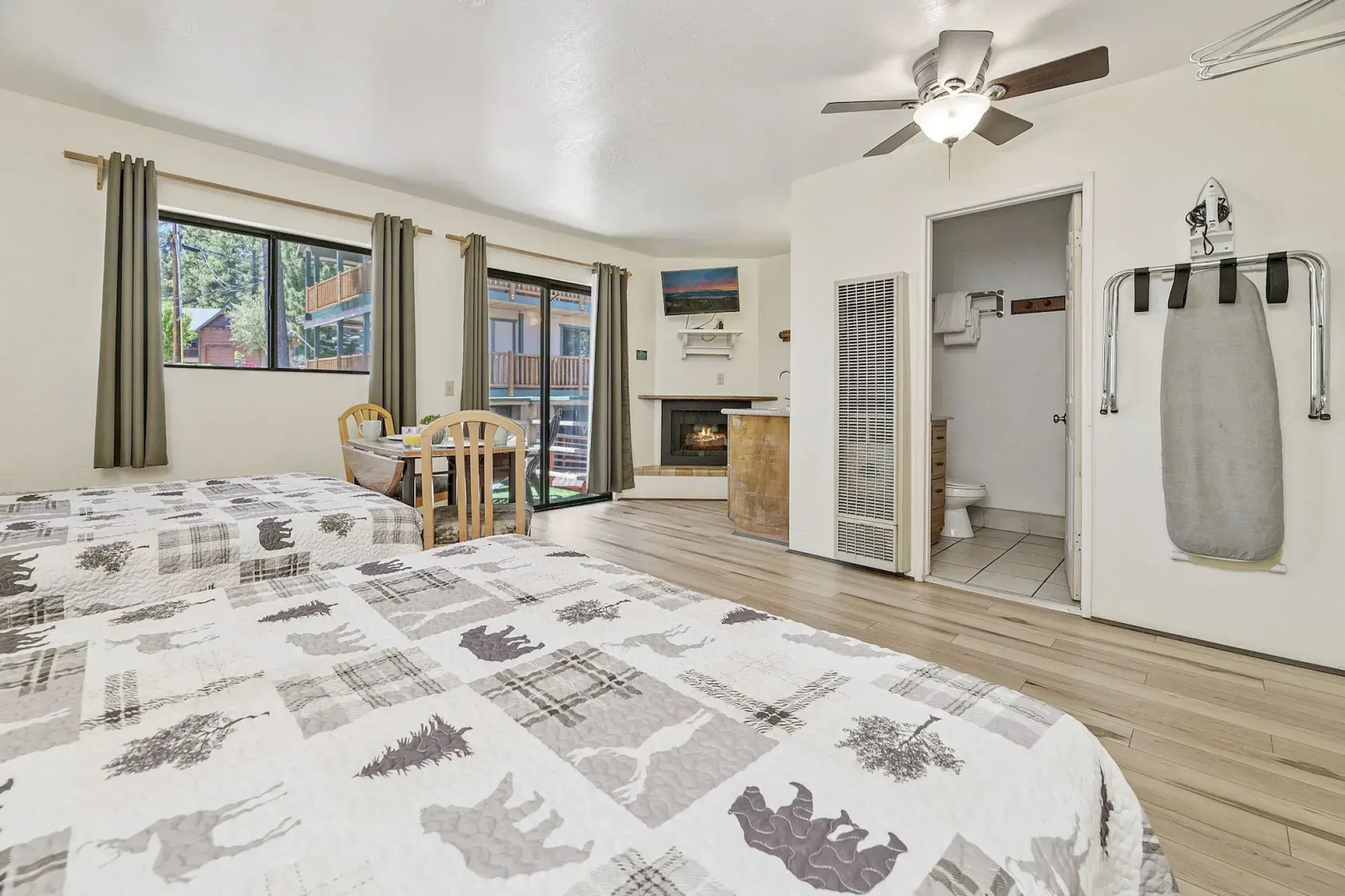 Big Bear Lakefront Lodge