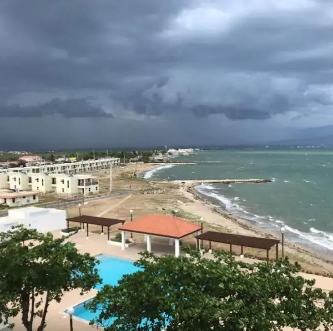 Beach View Vacay Home 2