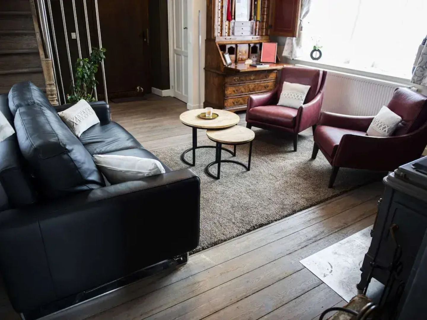 Luxe Home with Hot Tub & Sauna