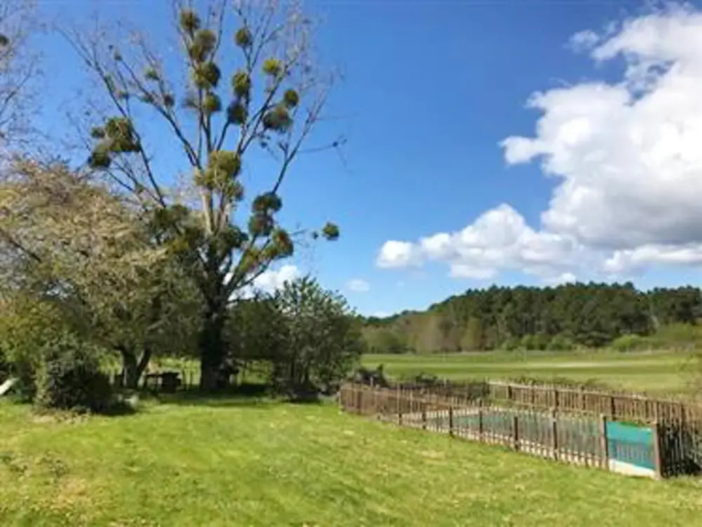 House With 2 Bedrooms in Issac, With Shared Pool and Furnished Garden