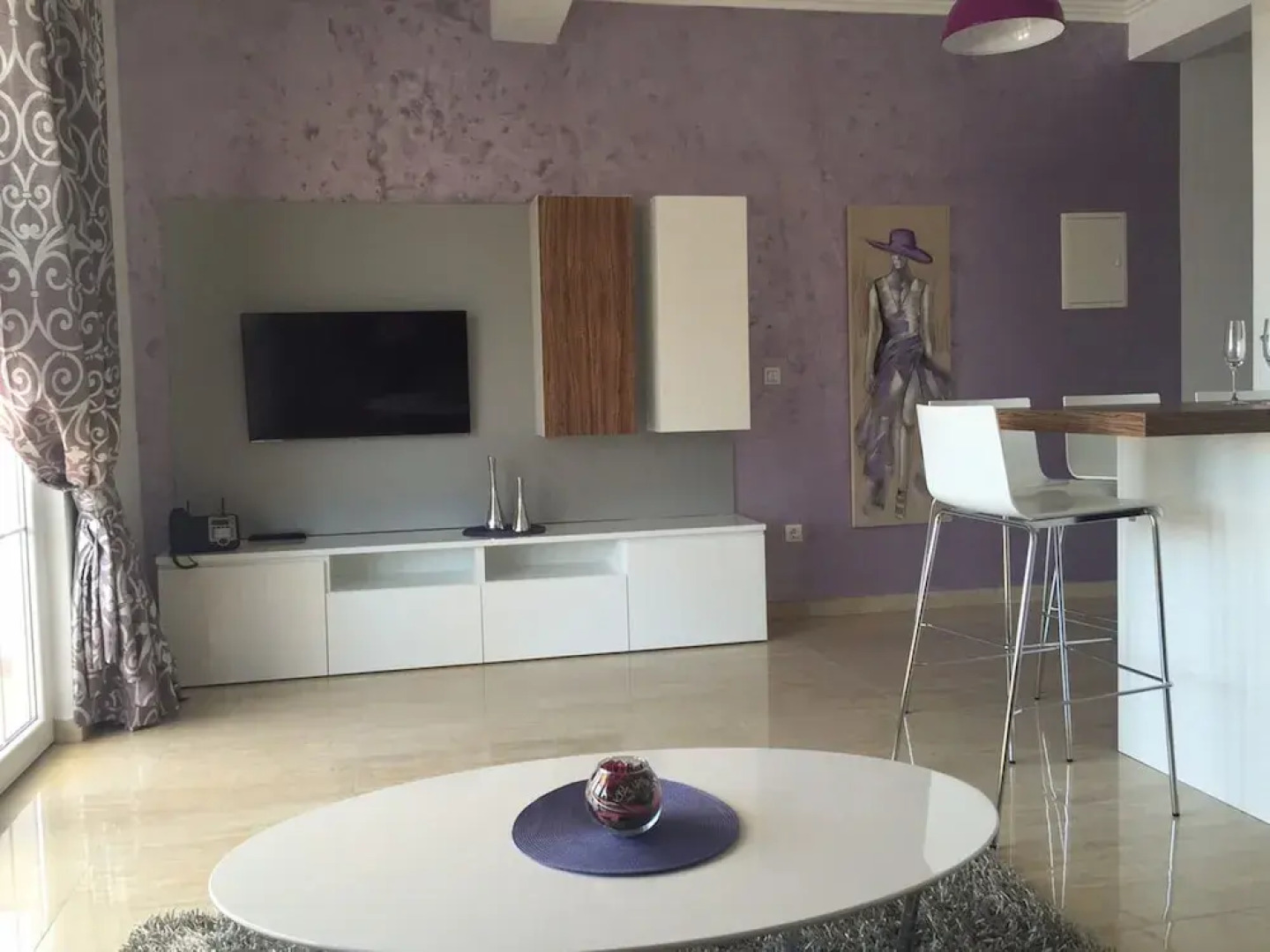 Boutique Pine Tree Resort Luxury Aparments & Restaurant