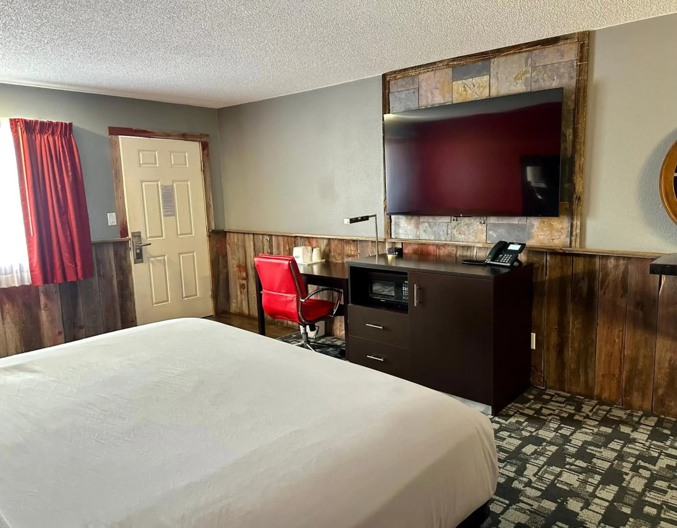 Americas Best Value Inn Wall