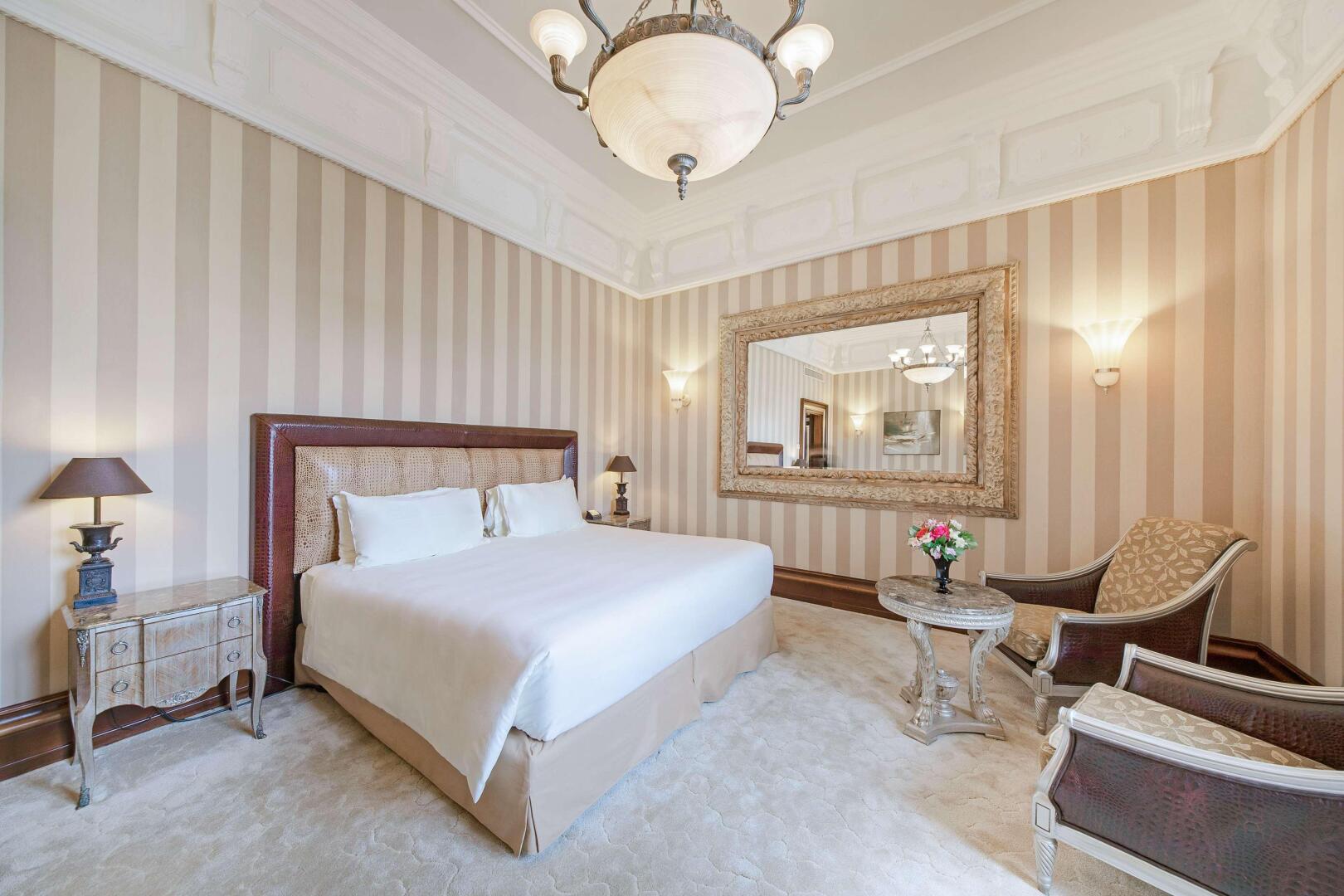 Anantara Palazzo Naiadi Rome Hotel