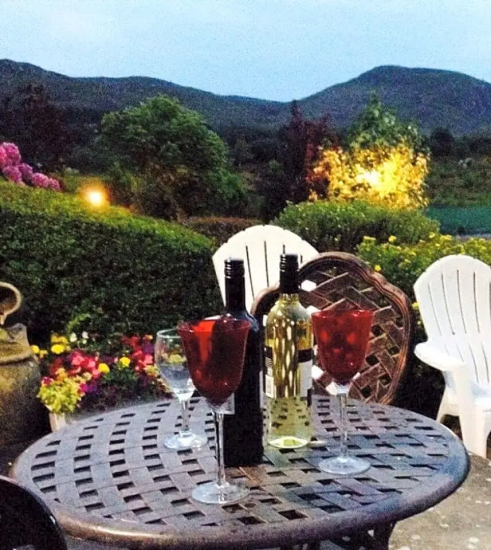 Hillcrest farmhouse Bed & Breakfast